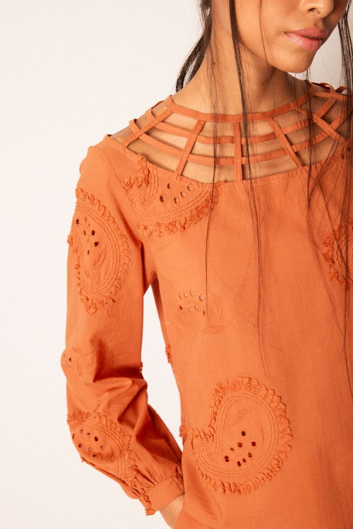 BLUSA NEPAL V26