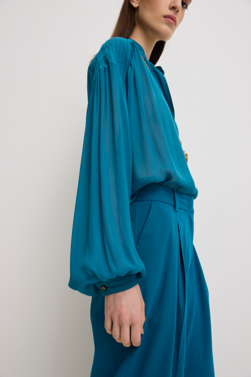 BLUSA LAKE I26